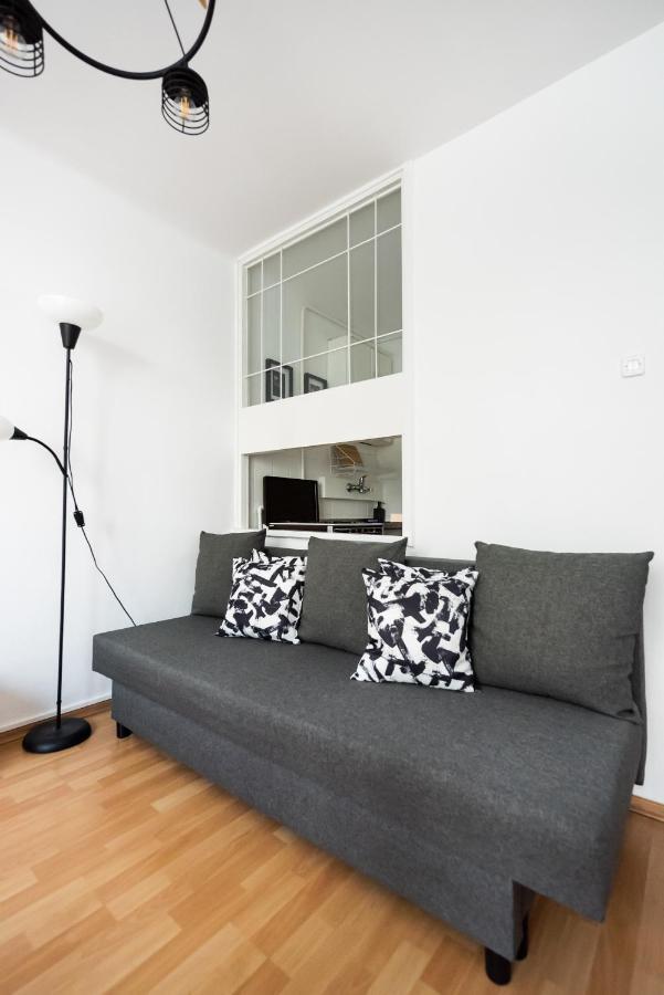Graniczna Standard Apartment Varsóvia Exterior foto